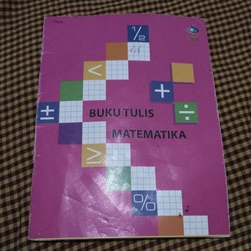 

Buku Tulis Kotak Kotak