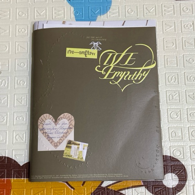 Official album Ive Empathy me *NO PC* ✮˚⋆