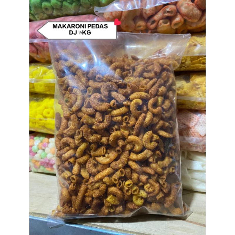 

Snack Kiloan Makaroni Extras Pedas daun jeruk 500gr