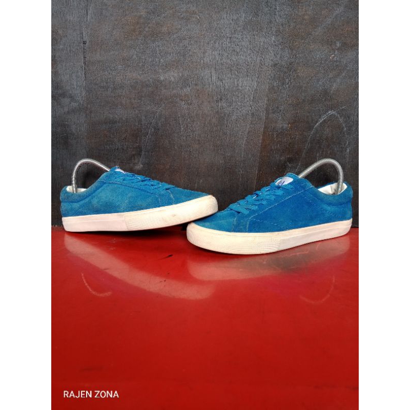 SEPATU OLLIE SKAT3
Size : 42  Insol : 27 cm