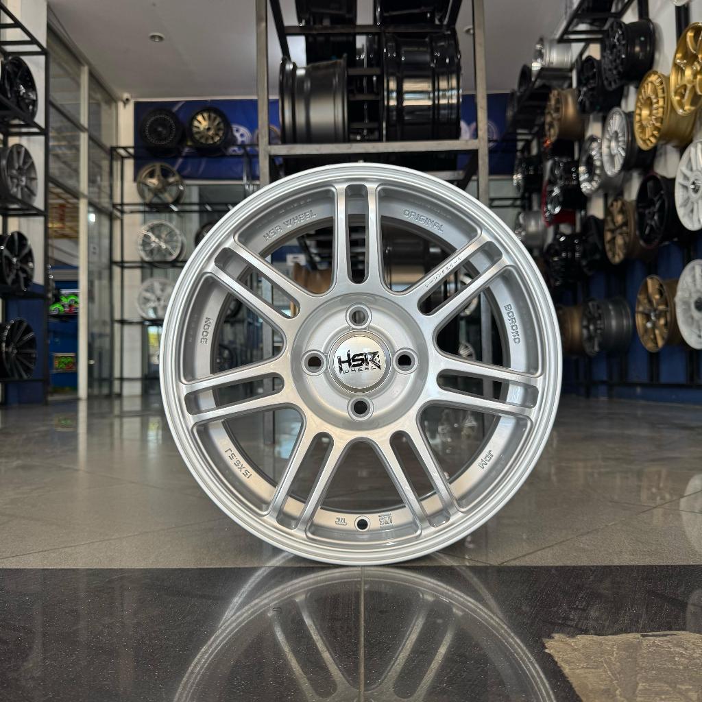 Velg Mobil Toyota Yaris ring 15 BOON 1419 BOROKO 04 HSR R15X65 H4x100 ET42 SILVER DUSH
