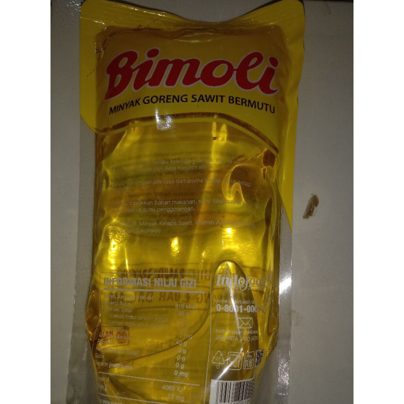 

Minyak goreng sawit Bimoli isi bersih 1L