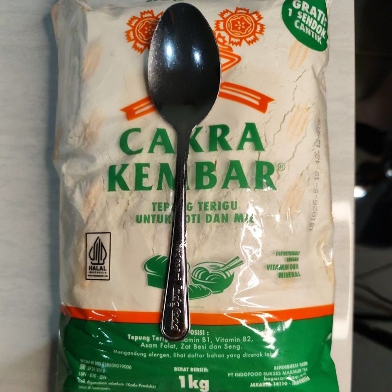 

Cakra kembar tepung terigu Bogasari 1 kg