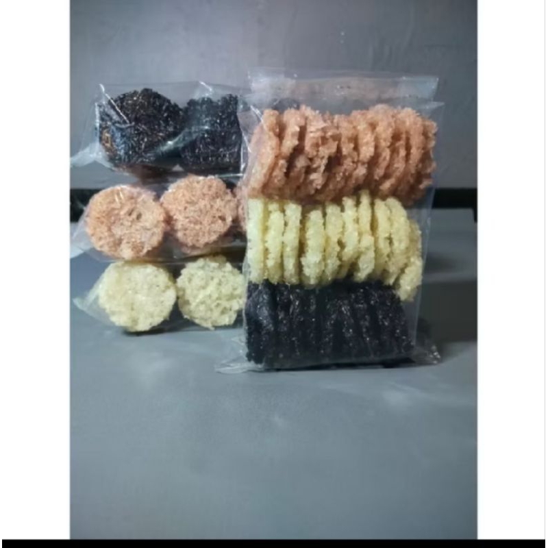 

rengginang mentah renyah gurih rasa bawang terasi dan ketan hitam isi 30pcs