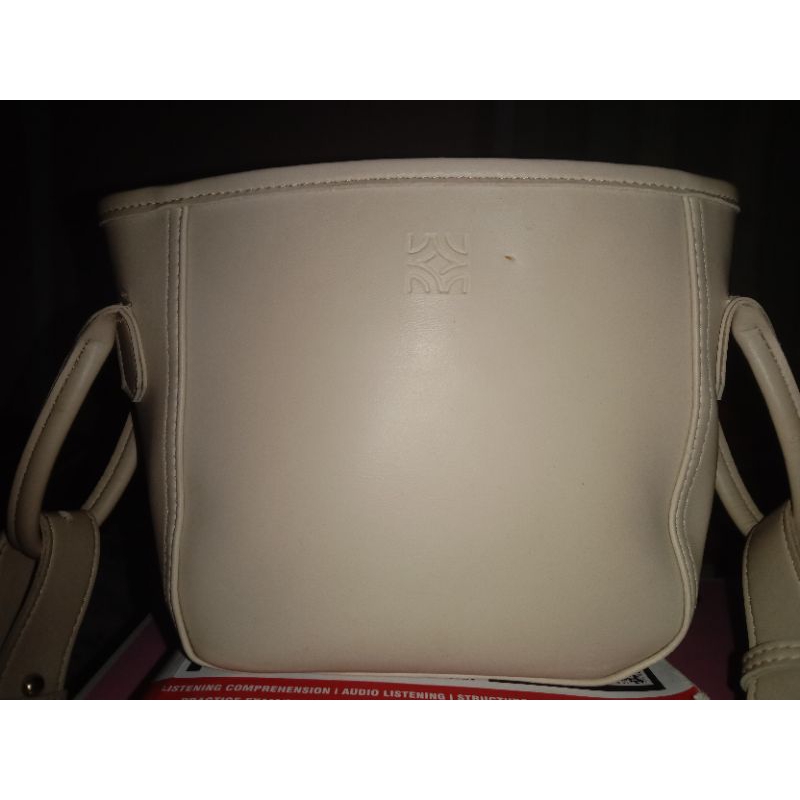 Preloved Sling Bag Kamiya BW