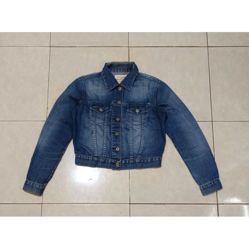 Jaket Denim Uniqlo