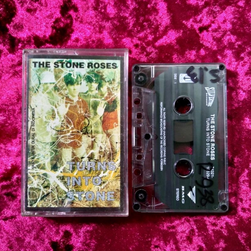 Kaset The Stone Roses - Turns Into Stone