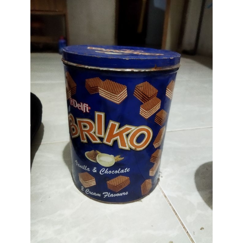 

jajanan briko vanila