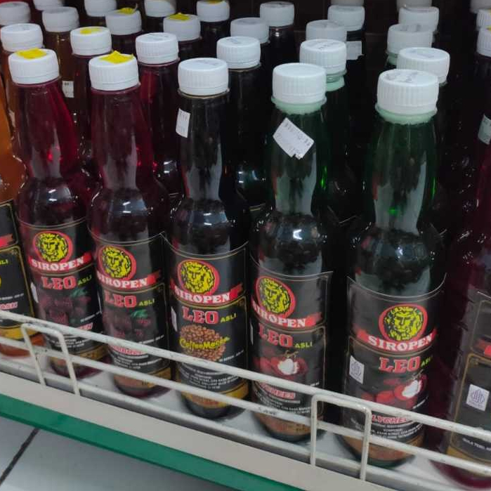 

SIRUP SIROPEN LEO LEGENDARIS MALANG sejak tahun 1948 - BOTOL PLASTIK