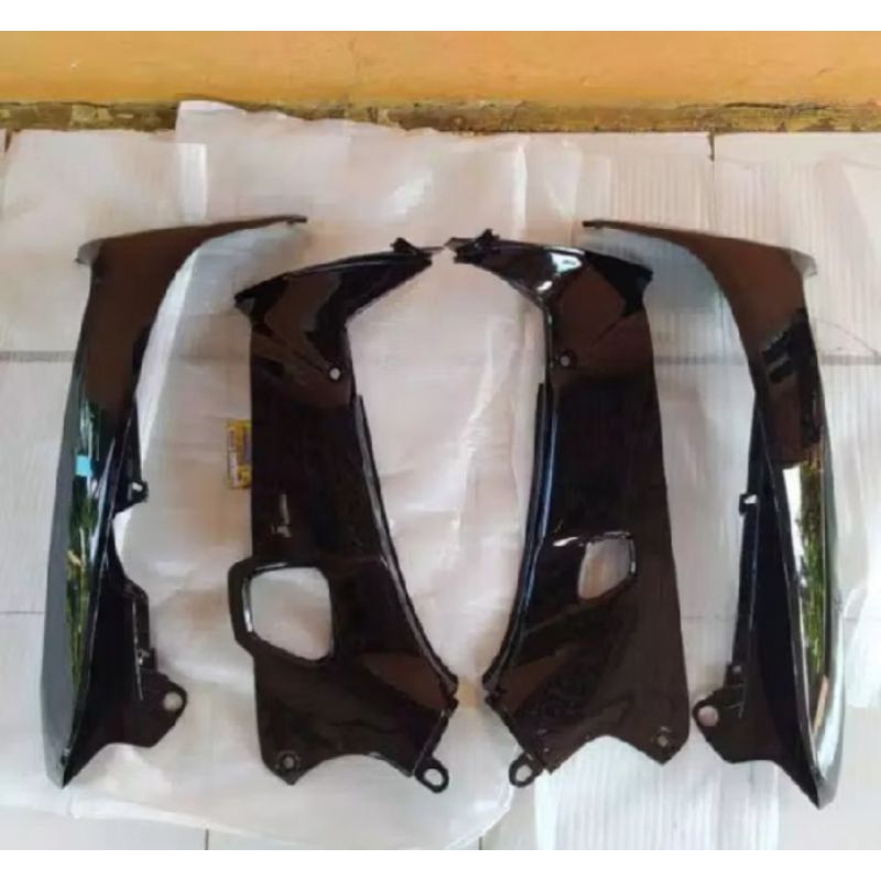 Sayap luar dalam supra X lama