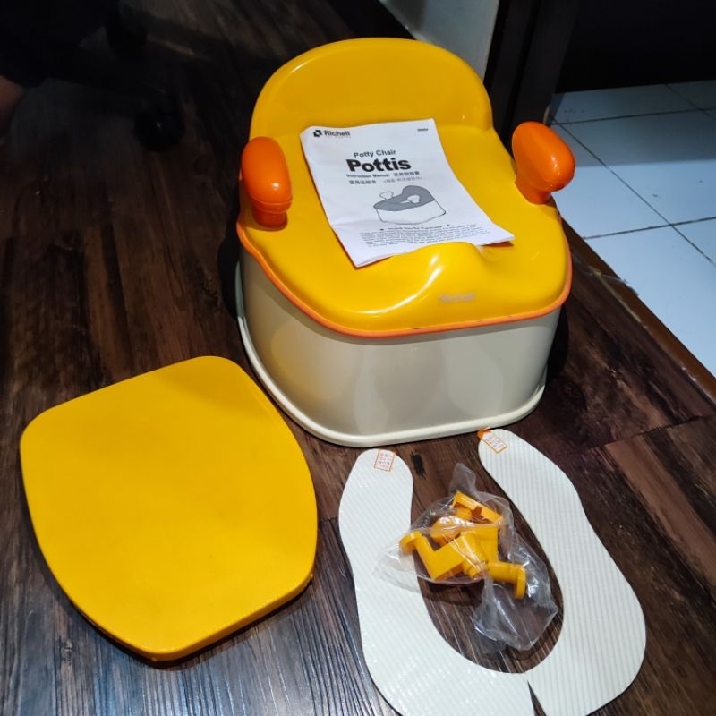 Richell Pottis Potty Chair Training preloved 90%