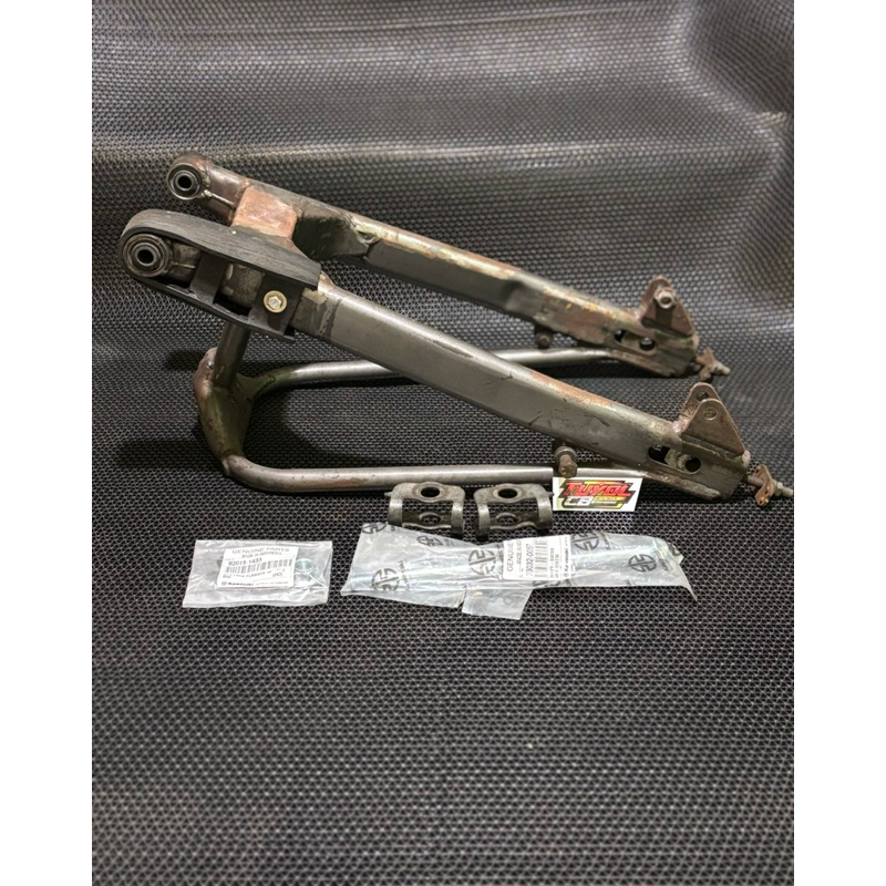 ARM NINJA RR SWING ARM NINJA RR ORIGINAL COPOTAN SUDAH PNP HONDA TIGER TIREV TILAM