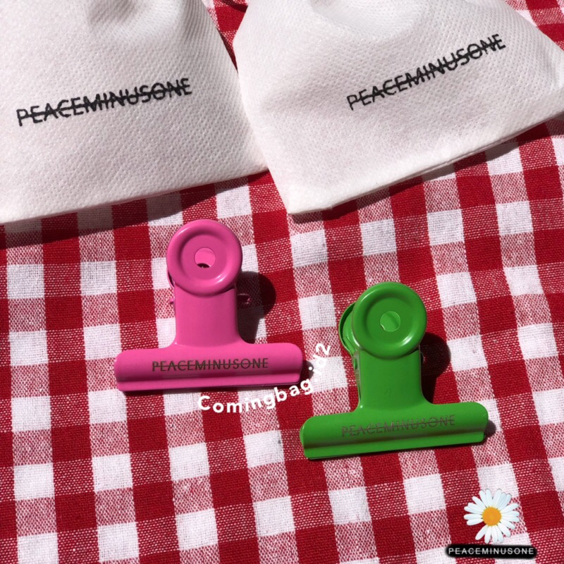 READY STOCK clip peaceminusone 5cm G-DRAGON BIG BANG FREE POUCH bulldog pin