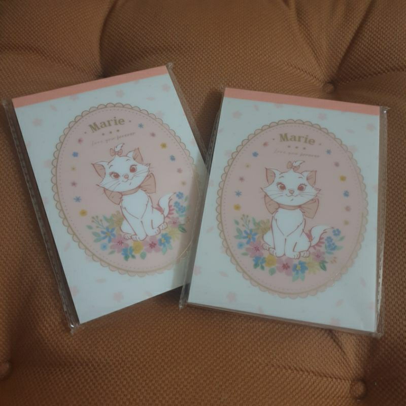 

Disney Aristocats Marie Cat Memo