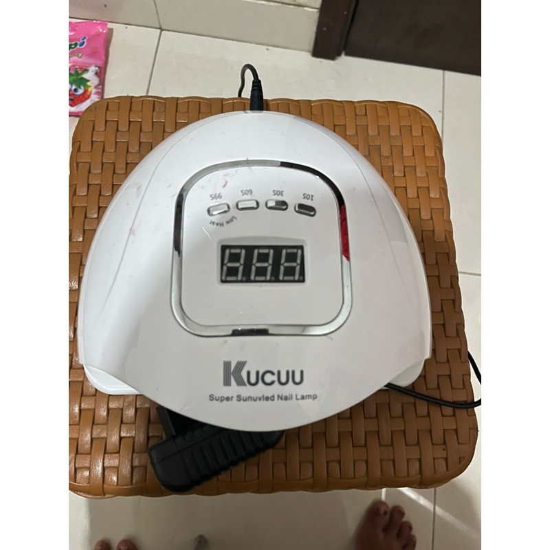 Kucuu super sunuvled nail lamp