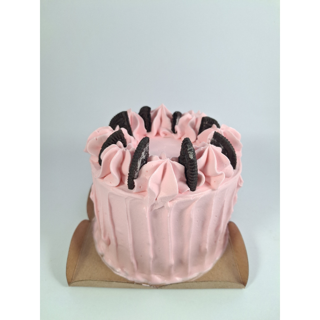 

Choco Pinky Oreo Little Cake 10cm BANDUNG INSTANT ONLY