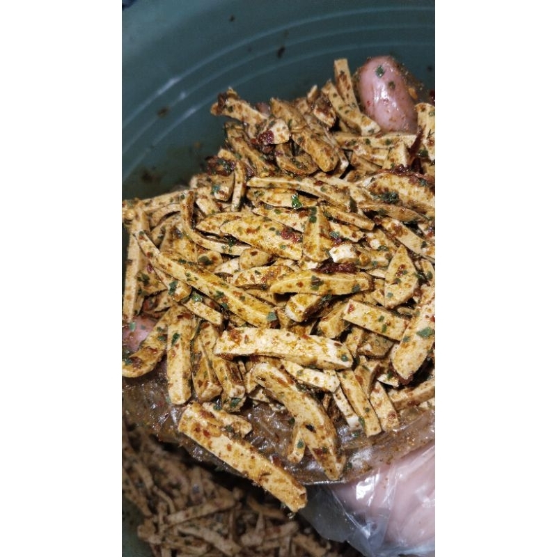 

BASRENG PEDES DAUN JERUK POTONGAN STICK BERAT 480 GRAM