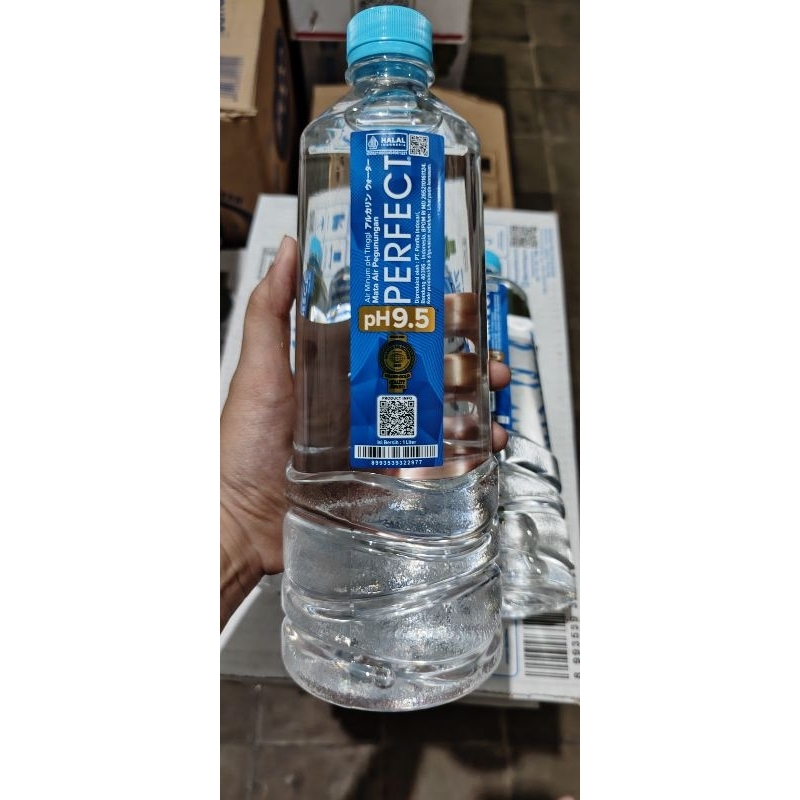 

Air Minum Alkaline / Alkaline Perfect Water pH 9.5 (Box)