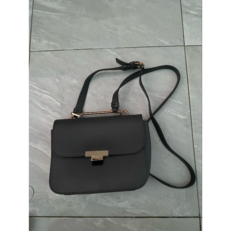 Preloved Tas Wanita Furla Mini Elisir Grey Sling Bag