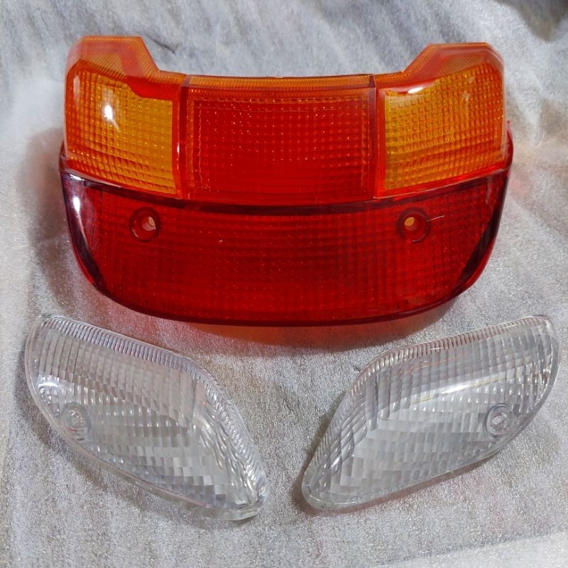 PAKET MURAH LAMPU SEN F1ZR LAMPU REM F1ZR LAMPU F1ZR MIKA LAMPU F1ZR KACA LAMPU SEIN F1ZR STOPLAMP F
