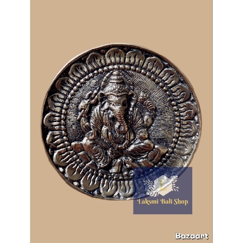 piringan motif ganesha kuningan