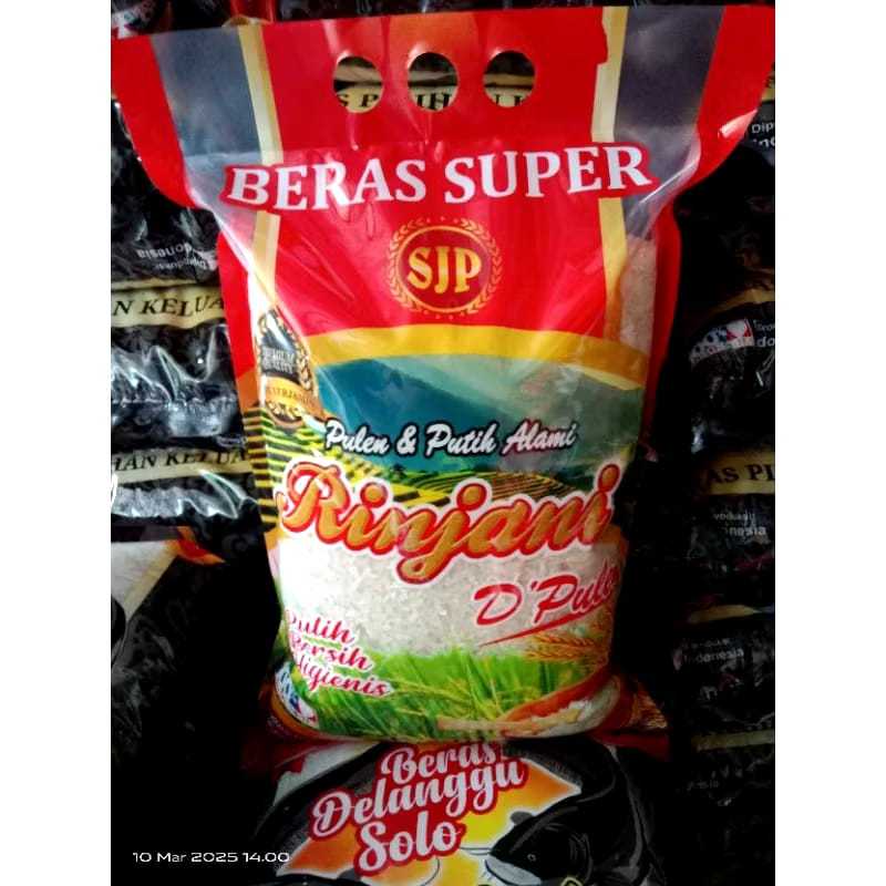 

BERAS SUPER PREMIUM RINAJANI D'PULEN 5 LITER TERMURAH / PROMO BERAS KEMASAN PREMIUM RINJANI D'PULEN TERMURAH 5 LITER