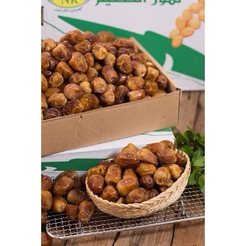 

Kurma Sukari Al Qassim 1kg Premium Basah Lembut Sukari Premium 1kg