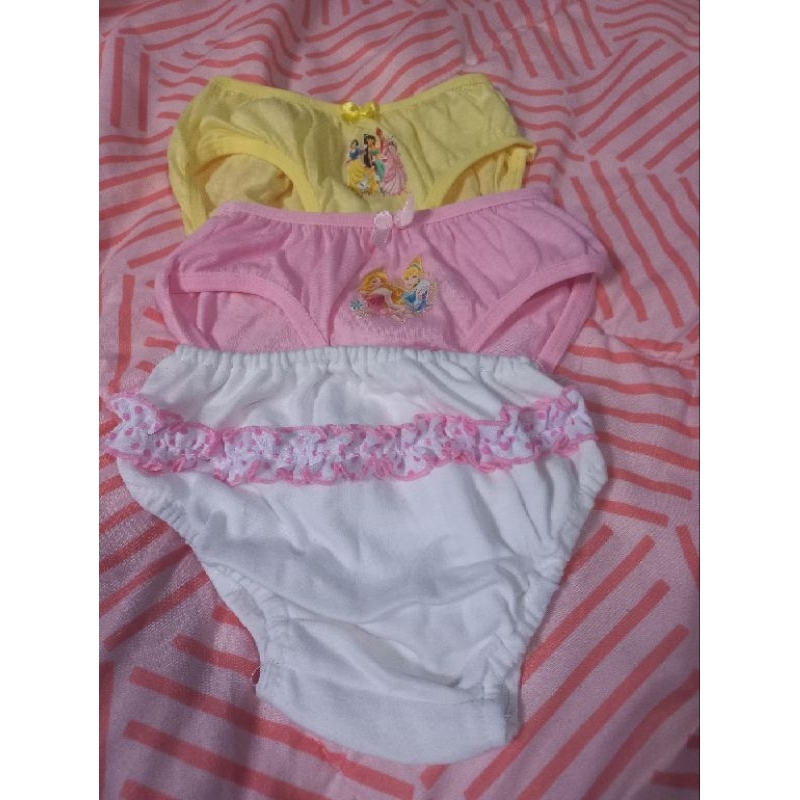 preloved kaos dan celana dalam bayi