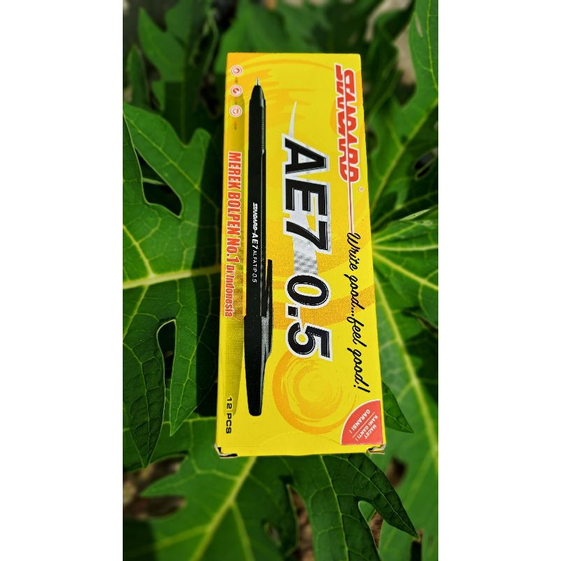 

Pulpen / pena standar AE7 1 kotak (12pcs)