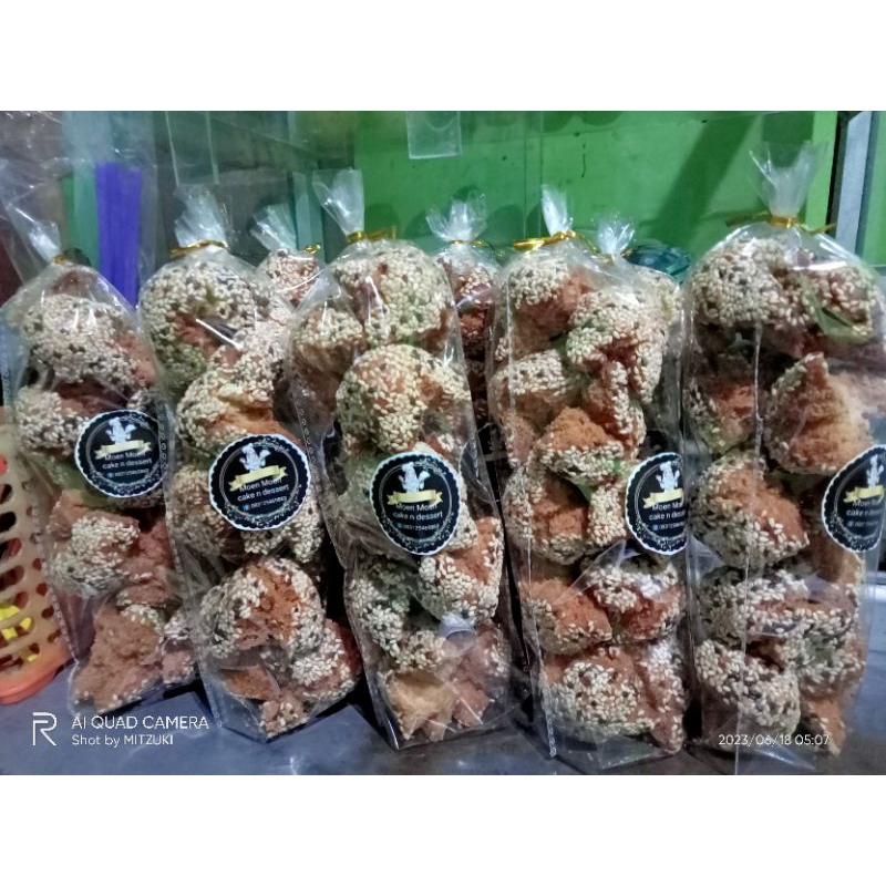 

ONDE-ONDE WIJEN KERING