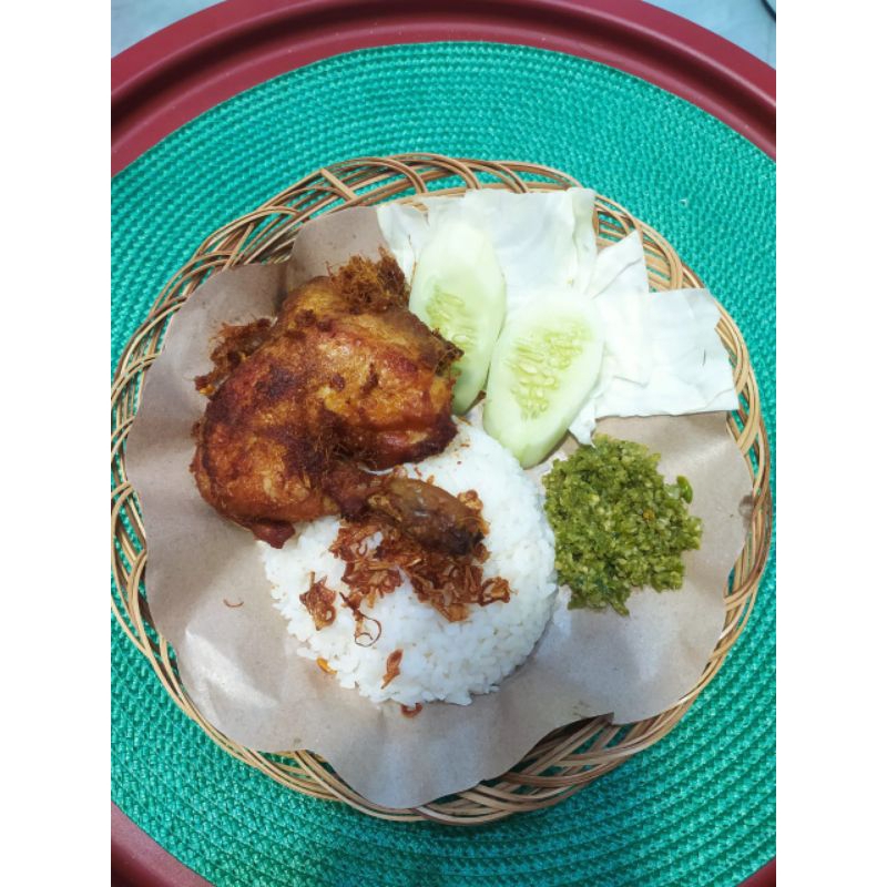 

Nasi Ayam Goreng