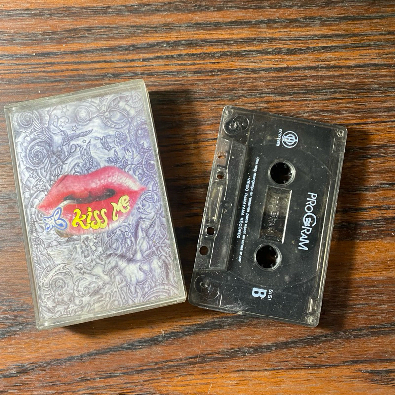 KASET PITA SLANK - KISS ME