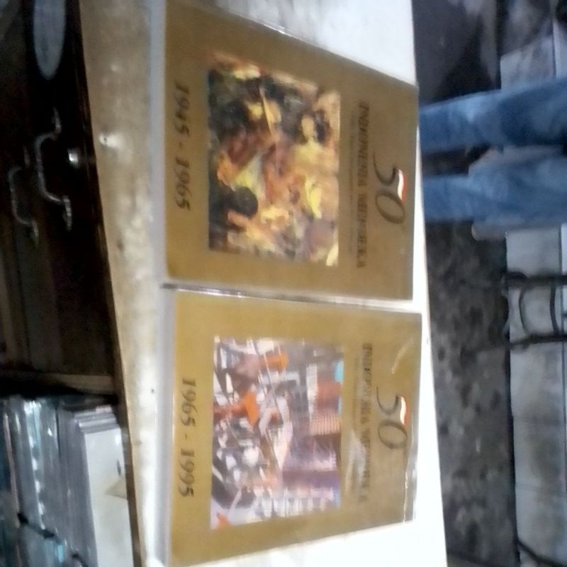 50 Tahun Indonesia Merdeka 1 Set ( 2 buku )