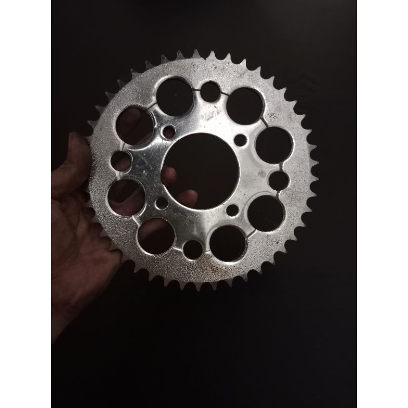 Gear gir belakang 428 45T Suzuki Thunder