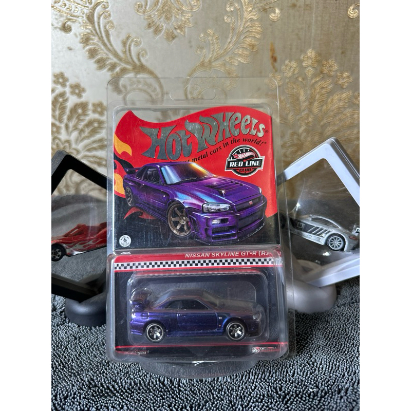 Hot Wheels Red Line Club R34 Chameleon