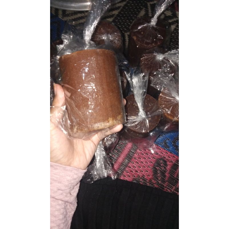 

gula aren asli cianjur berat 500gr lebih