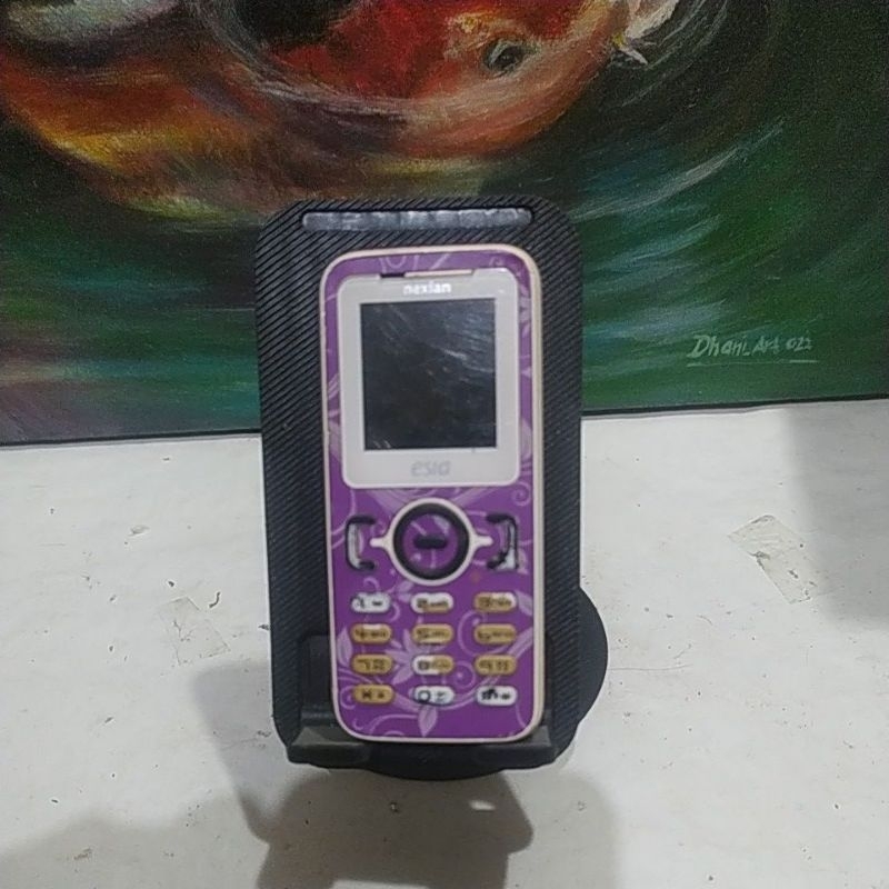 Hp jadul esia matot ada batere.