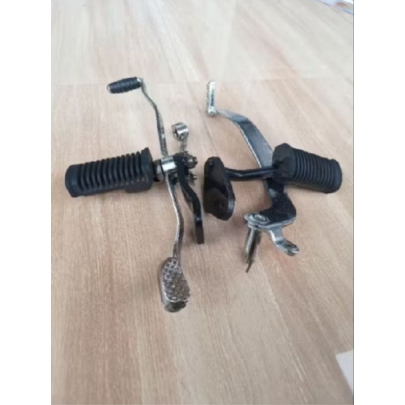 FOOTSTEP PINJEKAN DEPAN SUZUKI SATRIA FU COPOTAN ORIGINAL