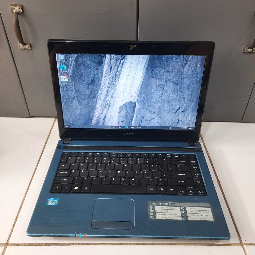 Acer 4752 Core i3  Ram 4/500gb Blue