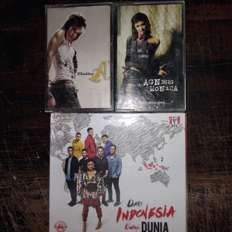 Paket CD Kaset Agnes Monica Mo Whaddup and The Stiry Goes Indonesia untuk Dunia