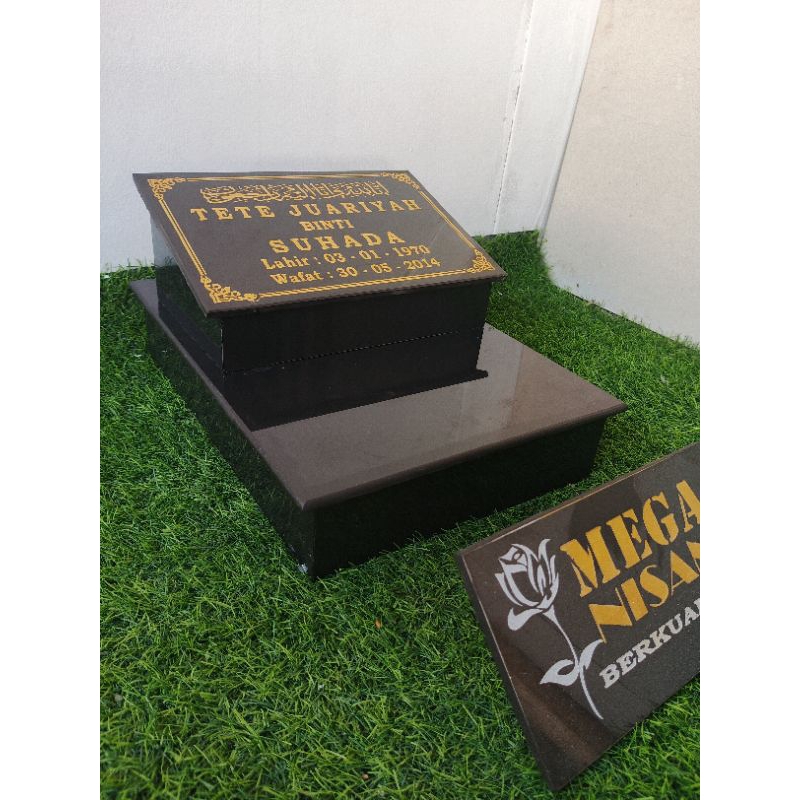 BATU NISAN GRANIT TILE TOGA LONG.(40x30) NISAN TERMURAH BERKUALITAS/PAPAN NAMA KUBURAN+PACKING KAYU