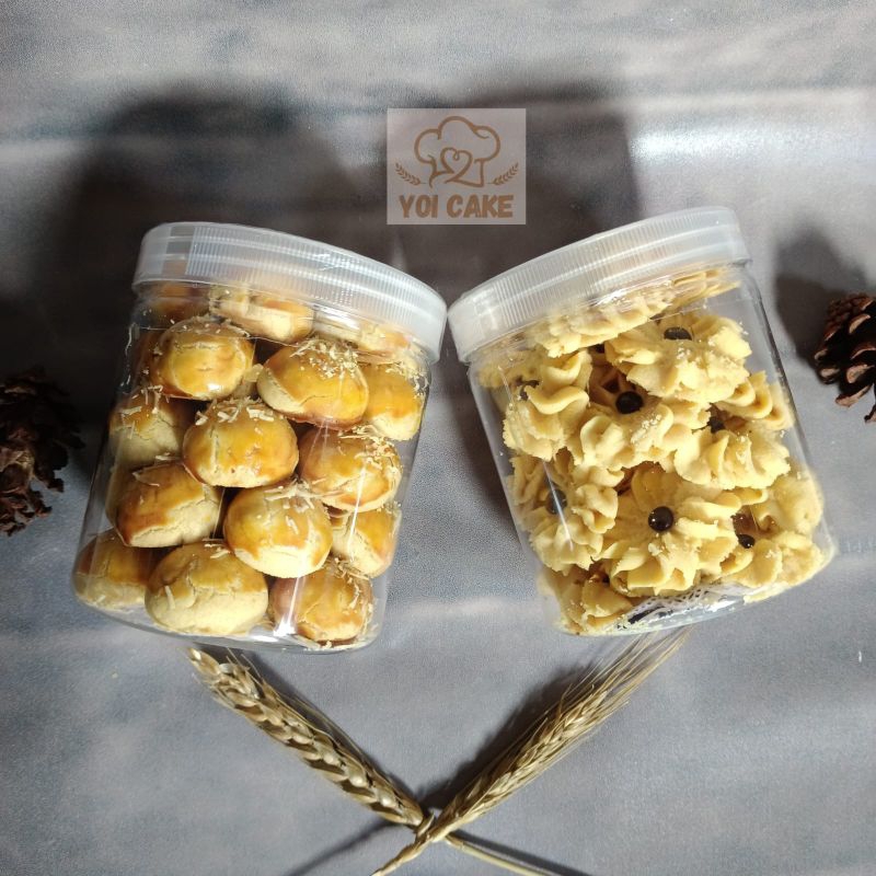 

kue kering Paket Nastar Bulat dan Semprit toples 600 ml