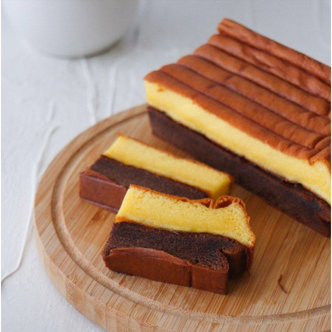 

Premium Spikoe Hod Bakery kue lapis surabaya satu slice
