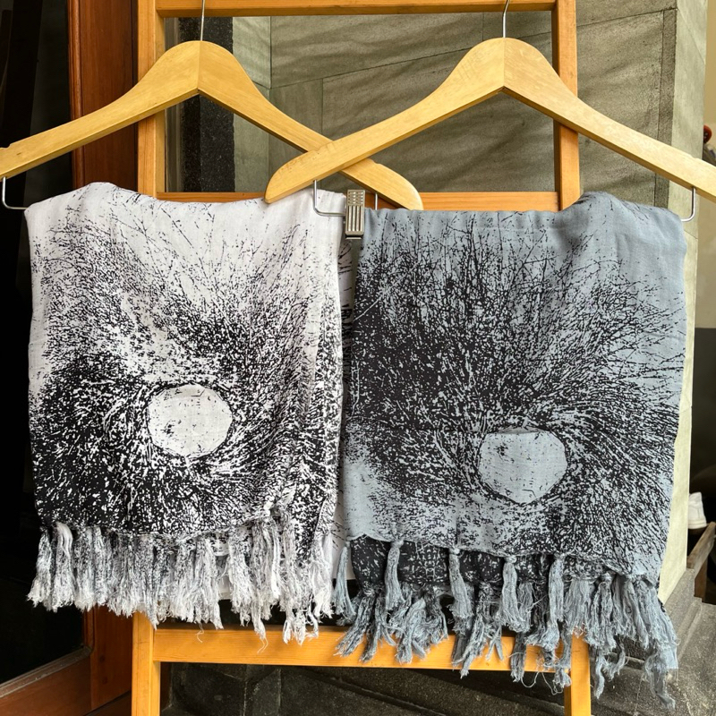 Pakaian wanita sarung kamen kain pantai motif abstract oleh oleh khas bali souvenir bali