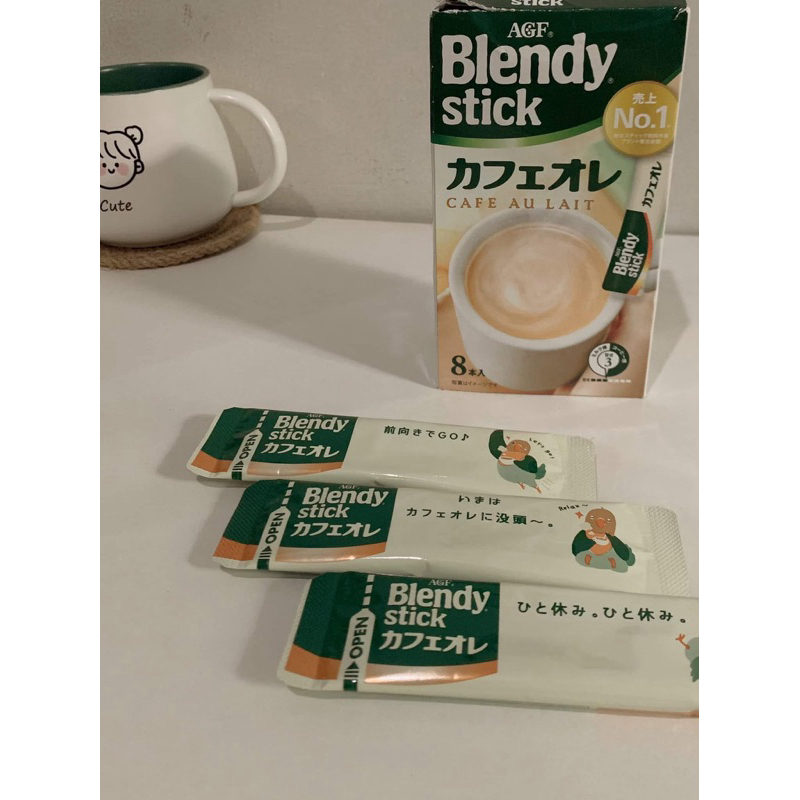 

Minuman sachet Jepang Agf Blendy Cafe Au Lait