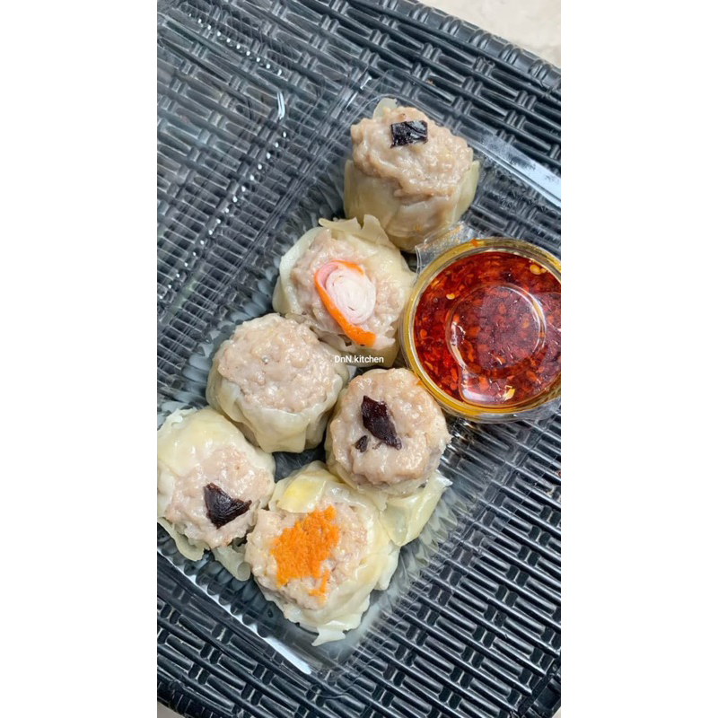 

Dimsum Udang Ayam Free Chili Oil