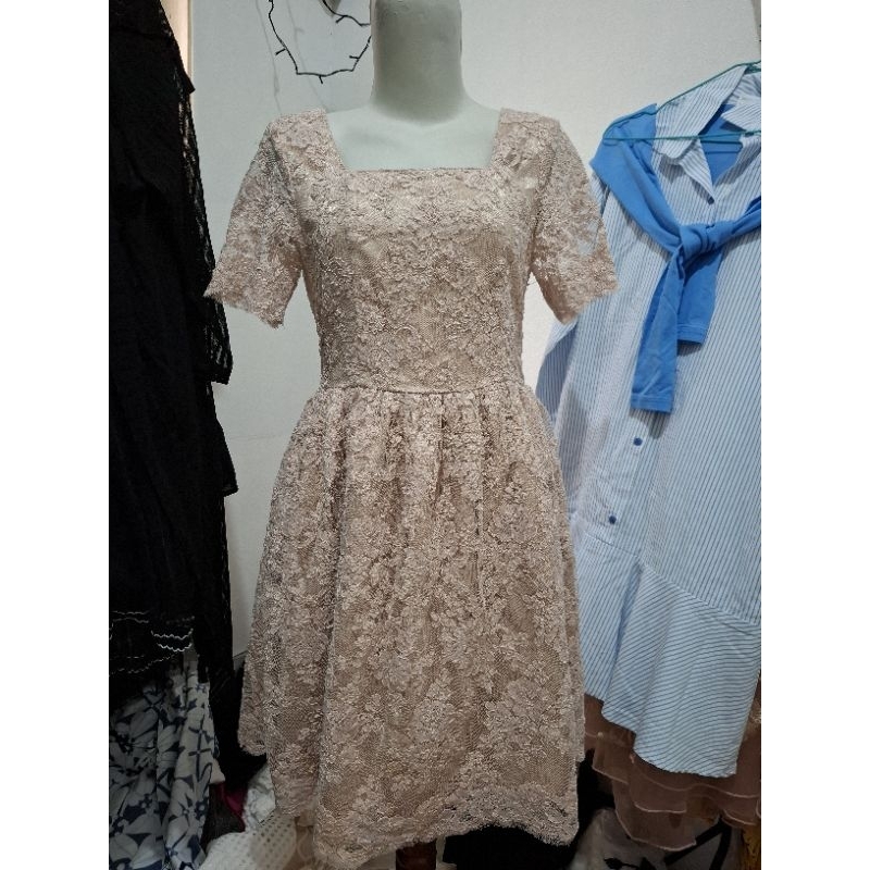 dress brukat prada premiuman