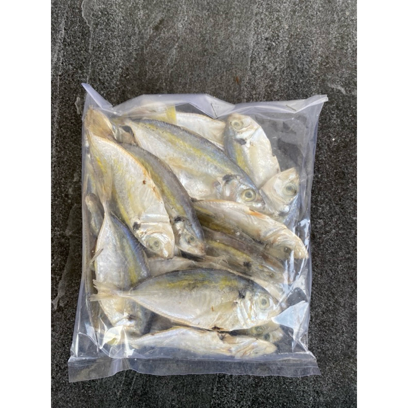 

ikan asin selar kecil 250gram