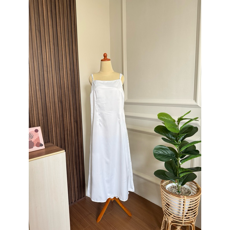 Dress satin Polos