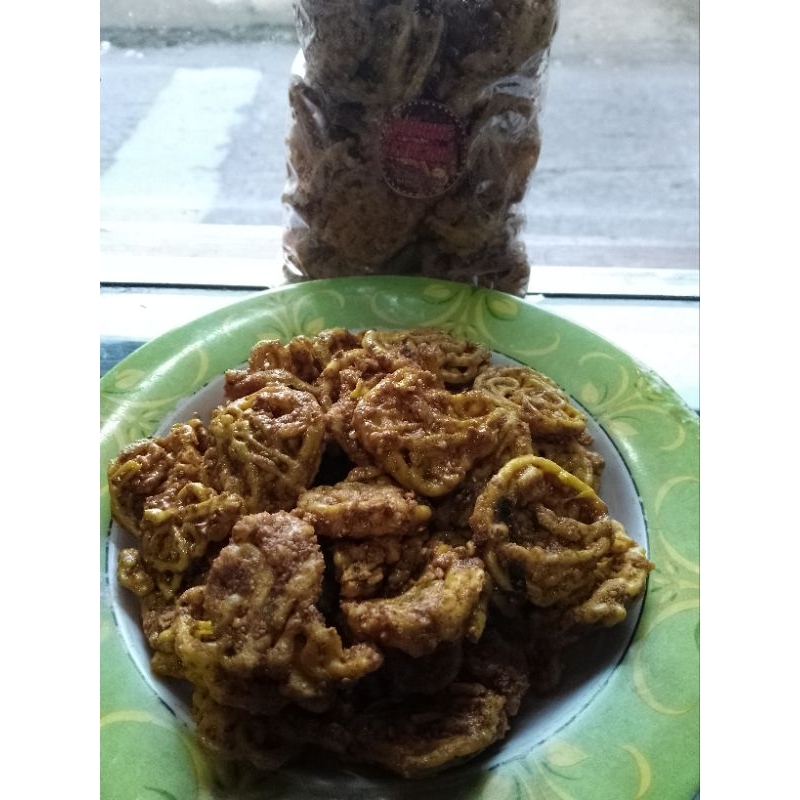 

Sebring Kurmie / Seblak kering kerupuk mie bumbu kacang 250g